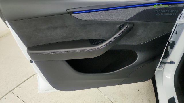 Used 2026 Tesla Model Y Long Range AWD/4WD image 46