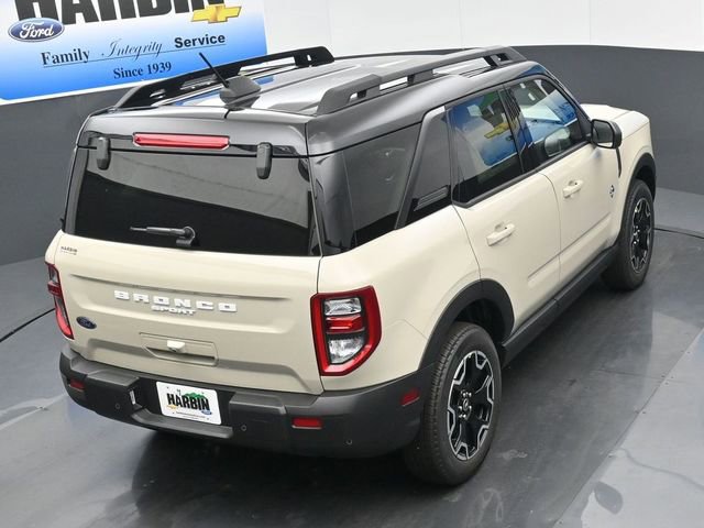 New 2025 Ford Bronco Sport Outer Banks image 14