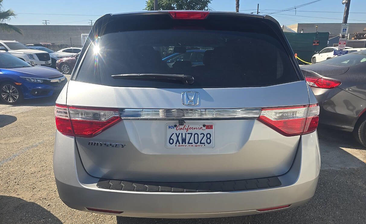 Used 2012 Honda Odyssey EX image 3