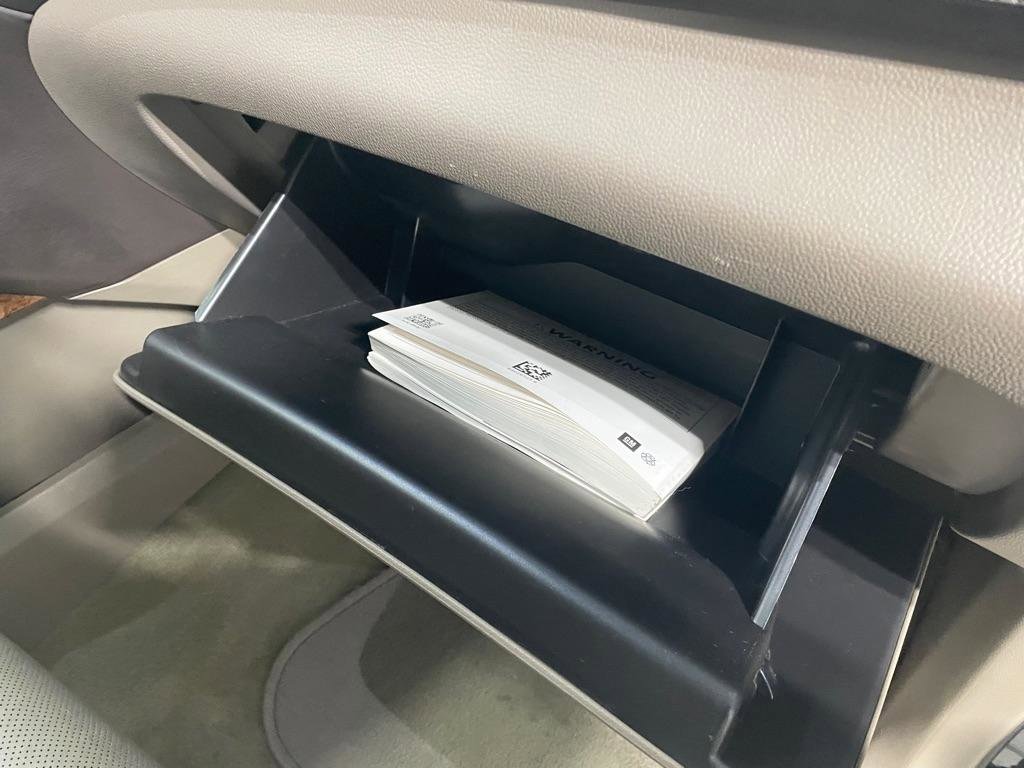 Used 2018 Chevrolet Suburban Premier image 28