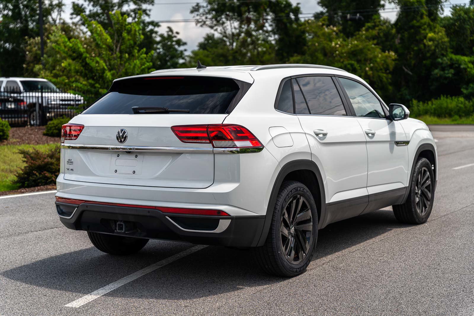 Used 2023 Volkswagen Atlas Cross Sport SE w/ Black Wheel Package FWD image 6