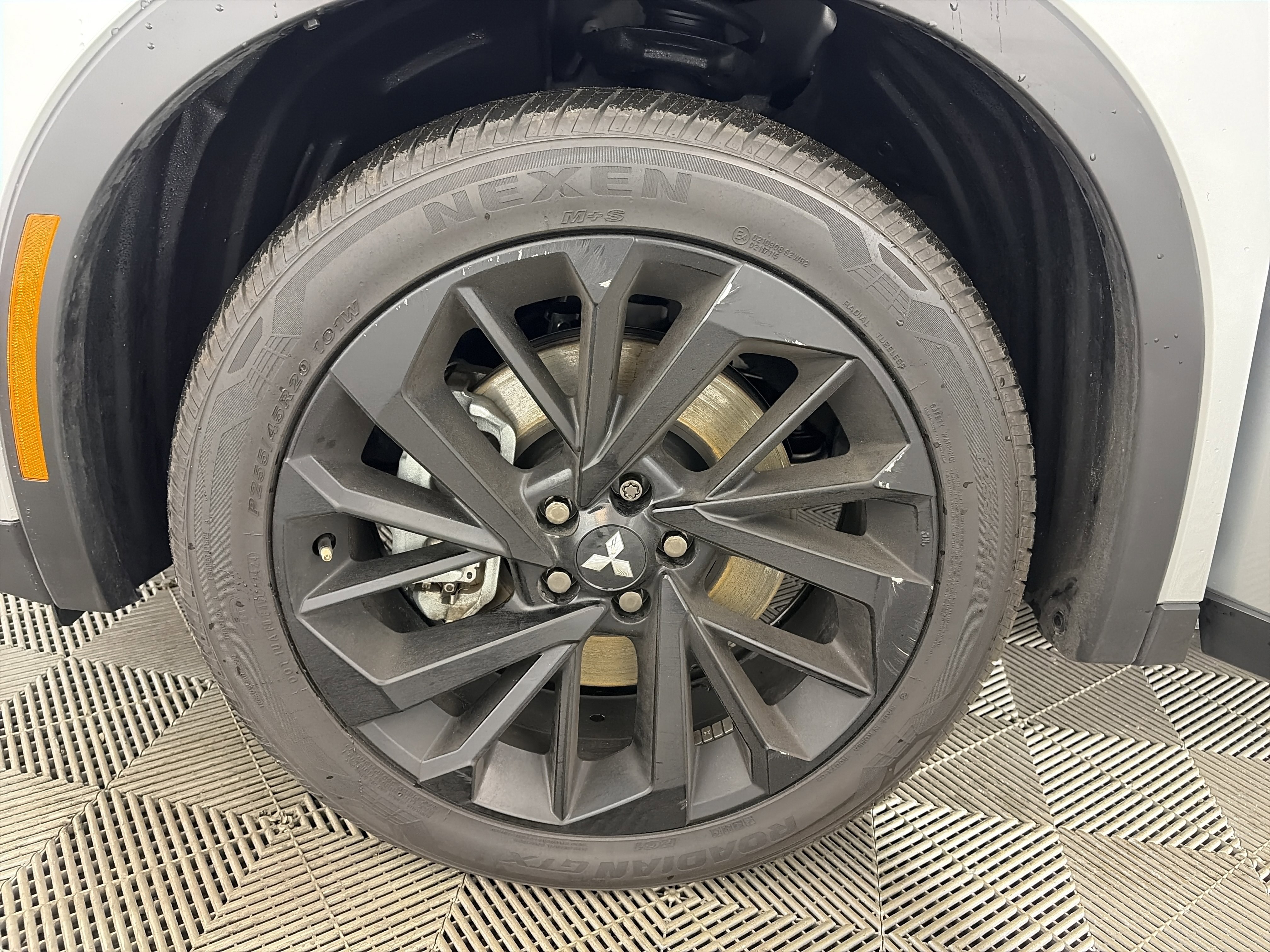 Used 2025 Mitsubishi Outlander SEL image 26