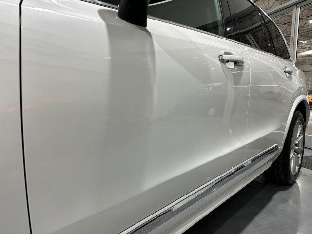 Used 2017 Volvo XC90 T6 Inscription w/ Vision Package AWD/4WD image 18