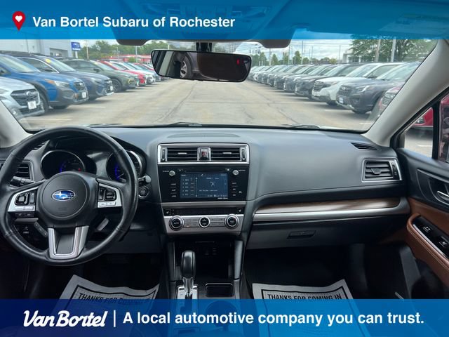 Used 2017 Subaru Outback 2.5i Touring AWD/4WD image 12