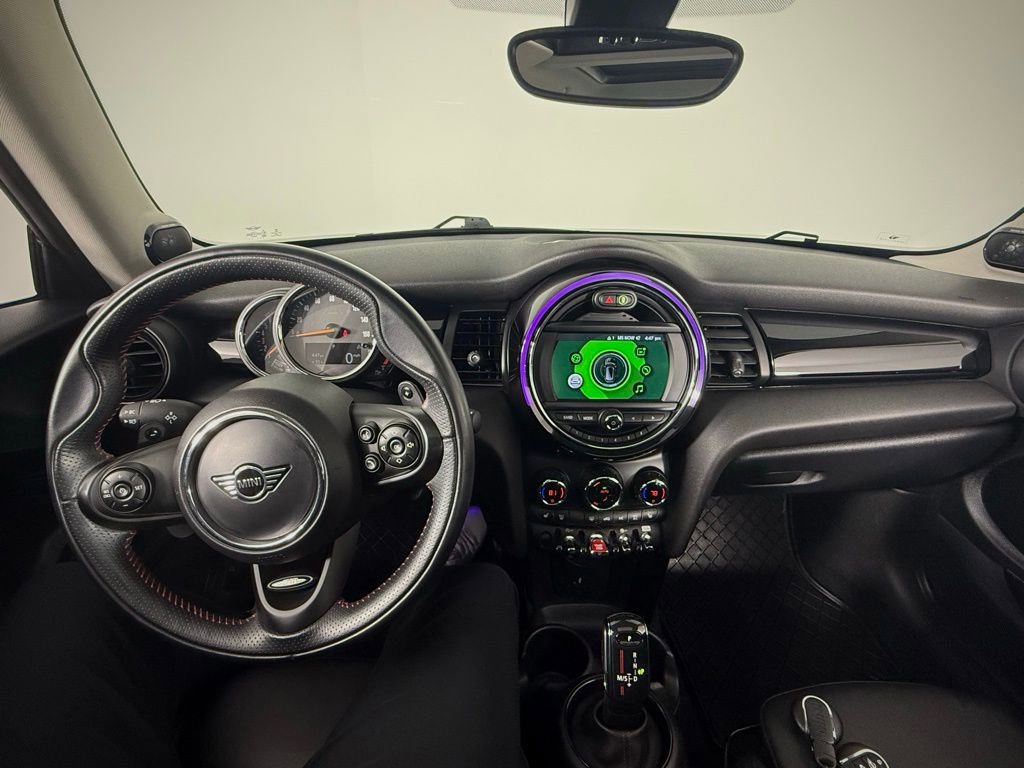 Used 2021 MINI Cooper S w/ Premium Package image 21