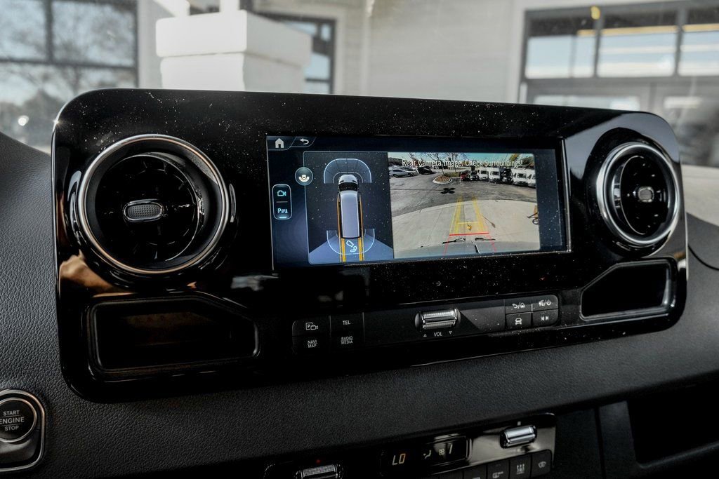 New 2025 Mercedes-Benz Sprinter 2500 image 15
