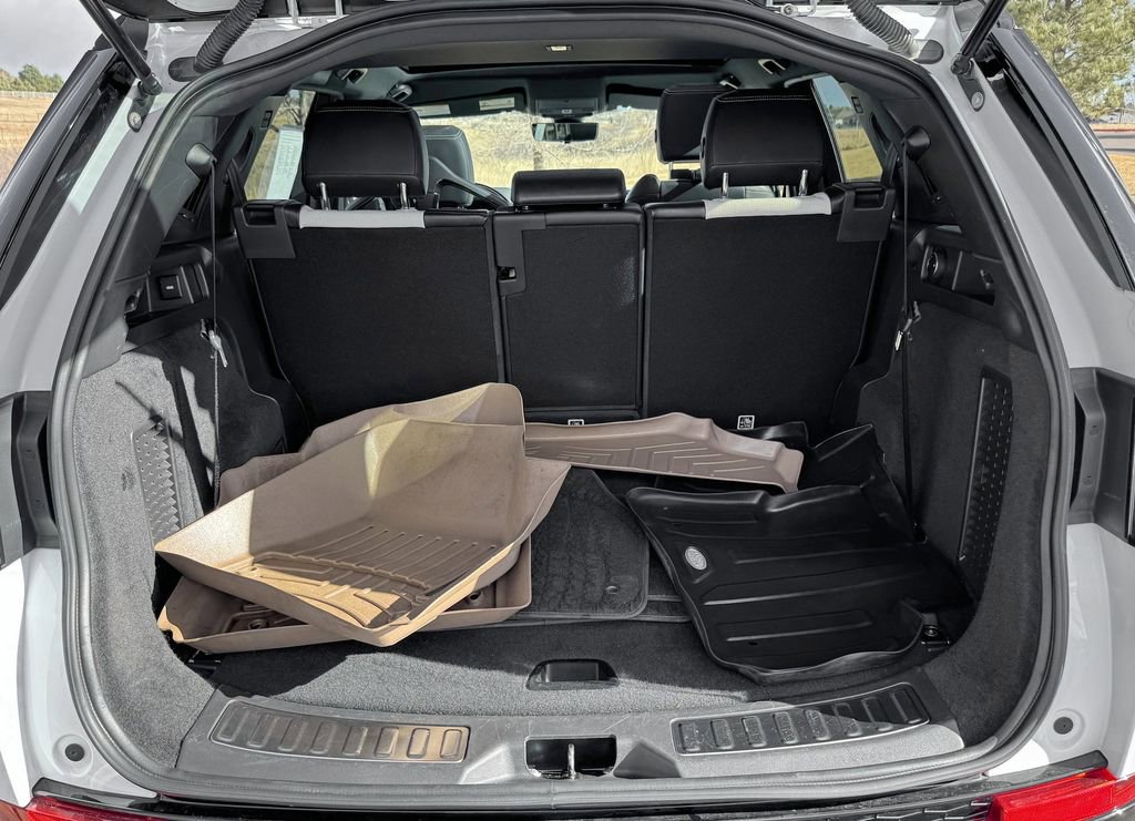 Used 2020 Land Rover Discovery Sport S R-Dynamic image 9