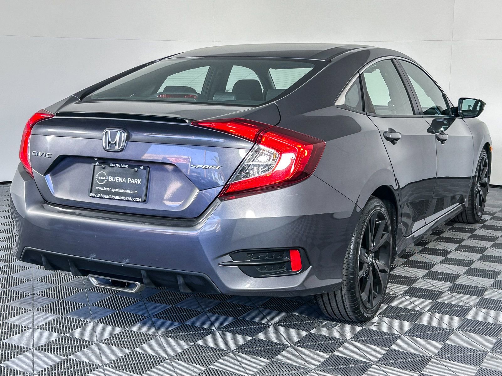 Used 2019 Honda Civic Sport image 7