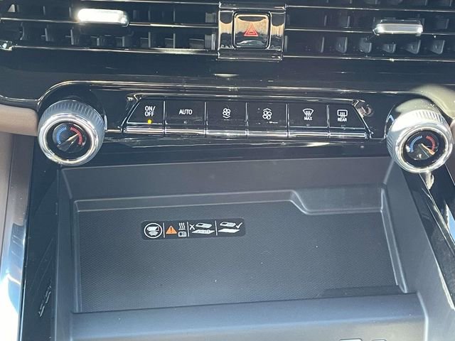 New 2026 Chevrolet Suburban High Country image 27