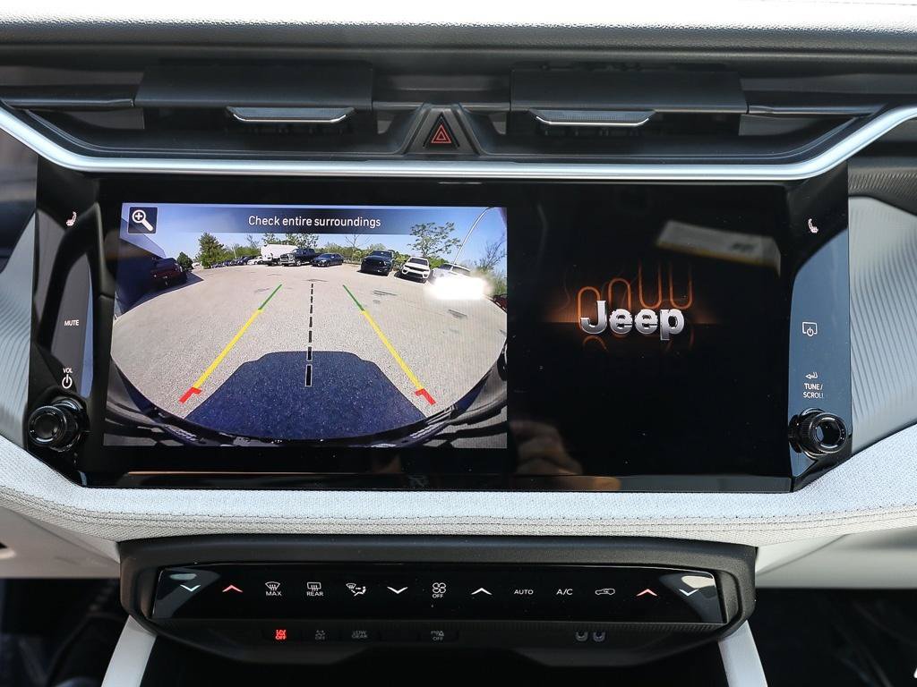 New 2026 Jeep Cherokee Laredo AWD/4WD image 15
