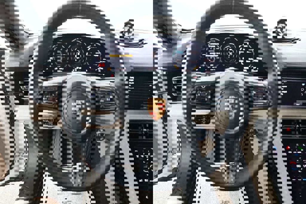 Used 2020 Porsche Taycan Turbo S image 12