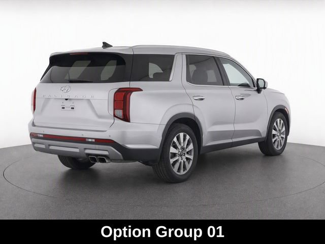 Used 2024 Hyundai Palisade SEL FWD image 3