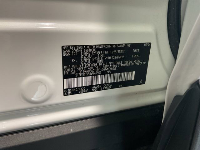 Used 2024 Toyota RAV4 XLE AWD/4WD image 23