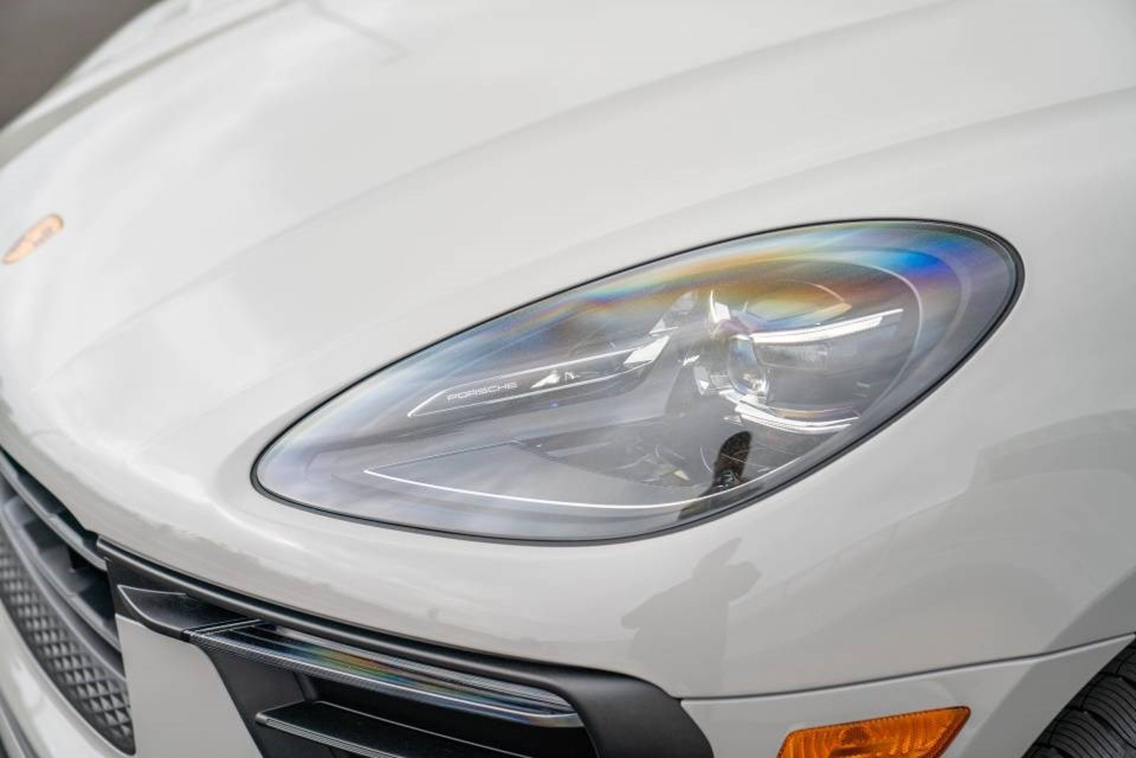 New 2026 Porsche Macan AWD/4WD image 30