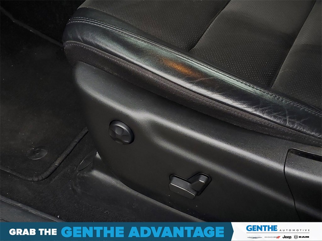 Used 2021 Jeep Grand Cherokee Laredo X image 9