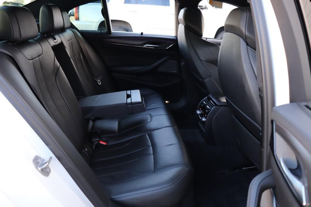 Used 2019 BMW M5 w/ Executive Package image 29
