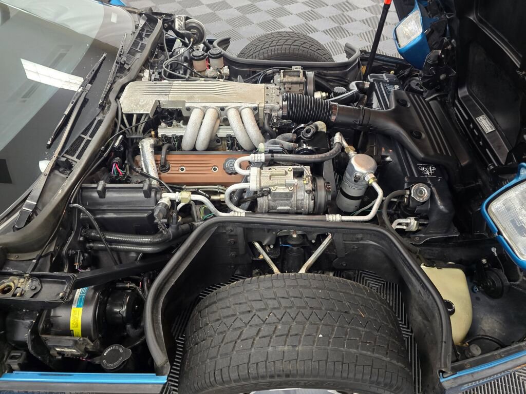 Used 1988 Chevrolet Corvette Convertible image 38