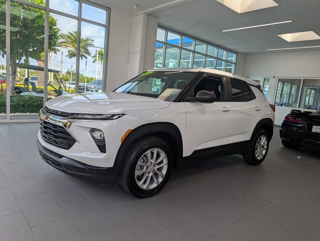 Certified 2024 Chevrolet TrailBlazer LS w/ LS Convenience Package image 3