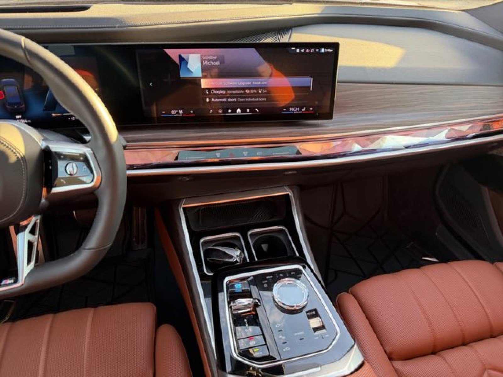 Used 2023 BMW i7 xDrive60 w/ Executive Package 2 image 14