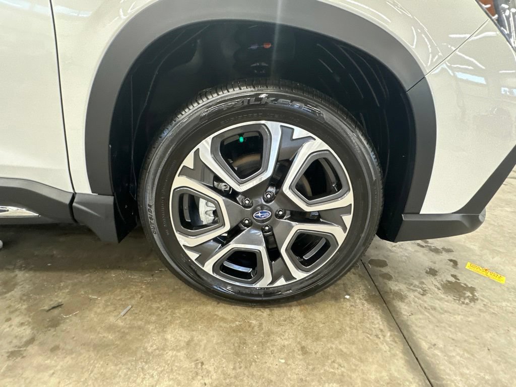 Certified 2026 Subaru Ascent Limited AWD/4WD image 33