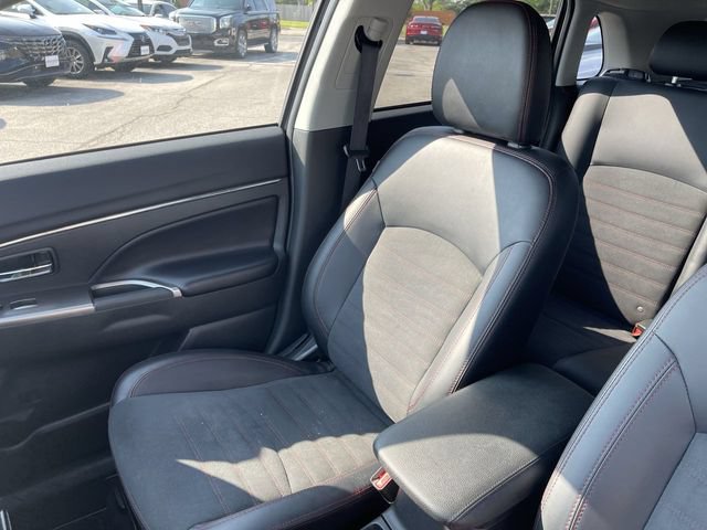 Used 2024 Mitsubishi Outlander Sport SE AWD/4WD image 23