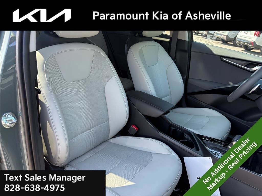 New 2026 Kia Niro EX FWD image 20