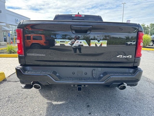 New 2026 RAM 1500 4x4 Crew Cab image 6