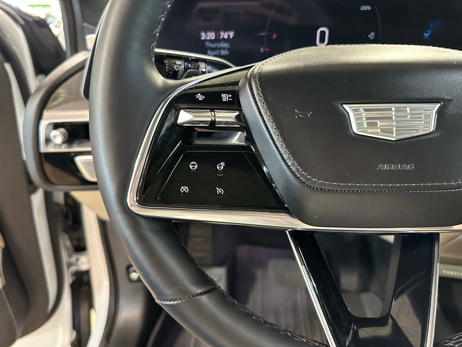 Used 2024 Cadillac Lyriq Sport w/ Nappa Leather Package AWD/4WD image 19