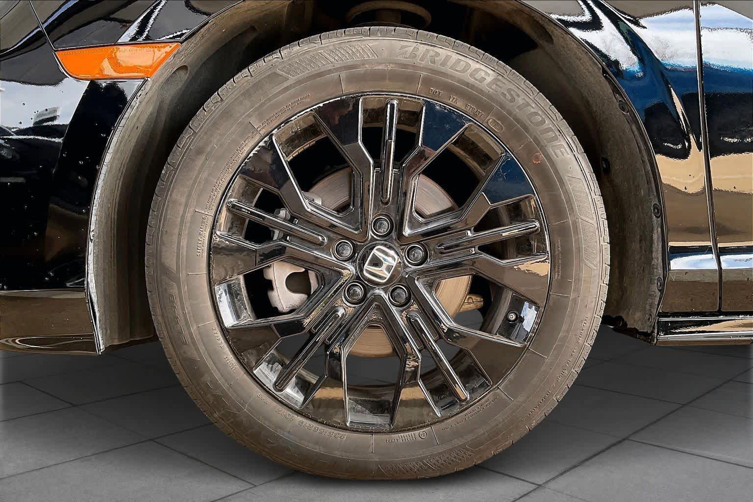 Used 2025 Honda Odyssey Sport-L image 10