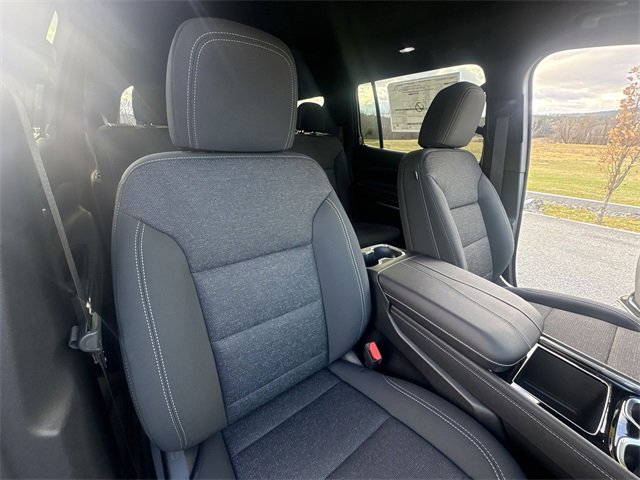 New 2026 Chevrolet Traverse LT w/ Sun and Wheel Package image 29