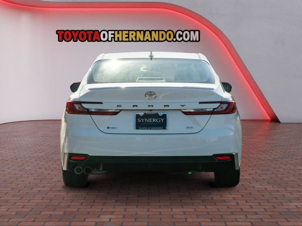 Used 2025 Toyota Camry SE FWD image 6