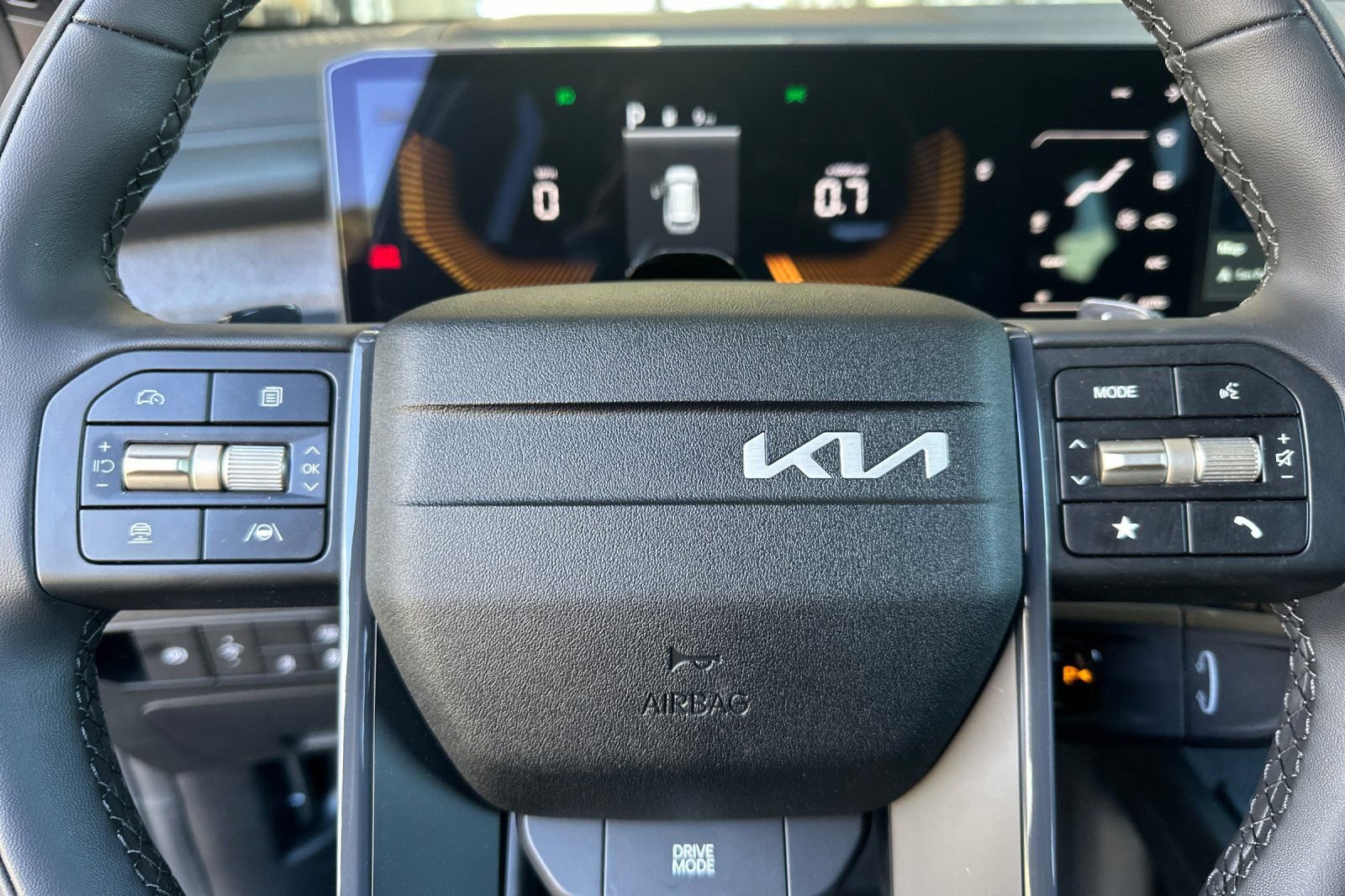 New 2027 Kia Telluride LX FWD image 24