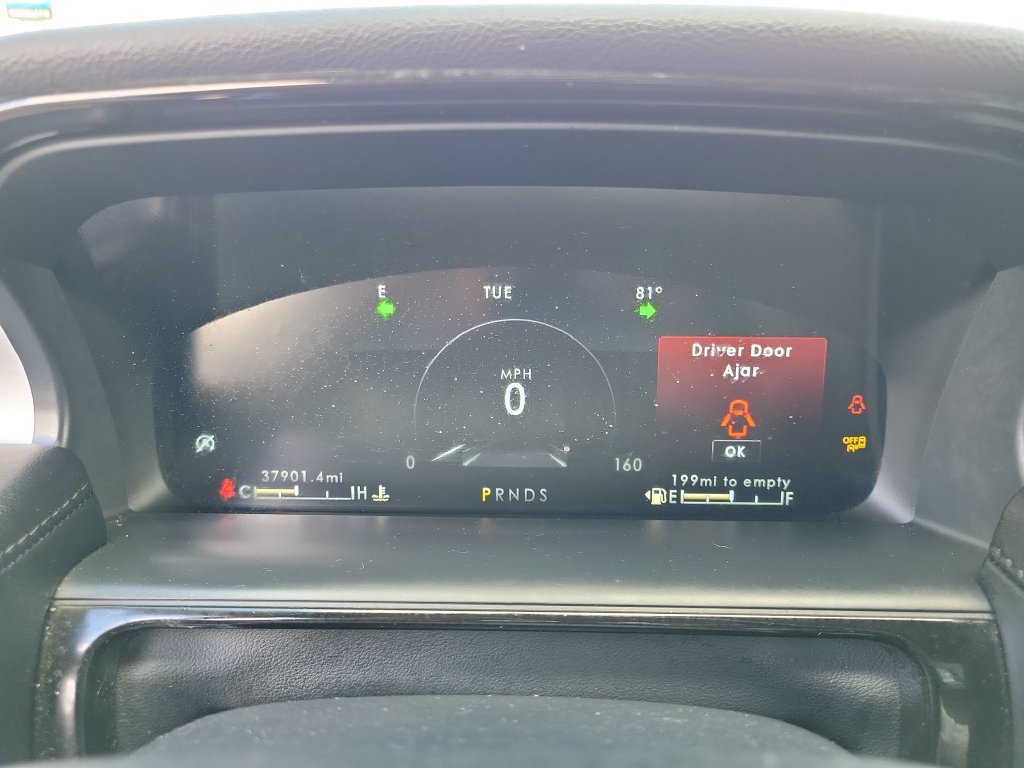 Certified 2023 Lincoln Nautilus FWD w/ Premium Package image 26