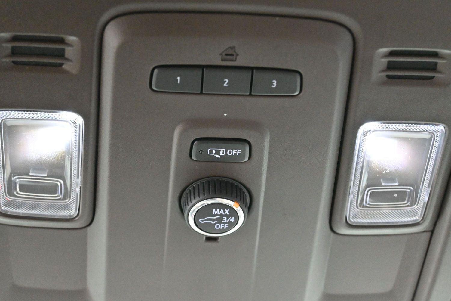Used 2021 Chevrolet Tahoe Z71 AWD/4WD image 30
