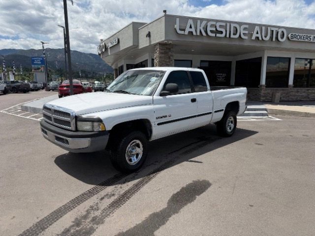 Used 1999 Dodge Ram 1500 Truck 4x4 Club Cab image 2