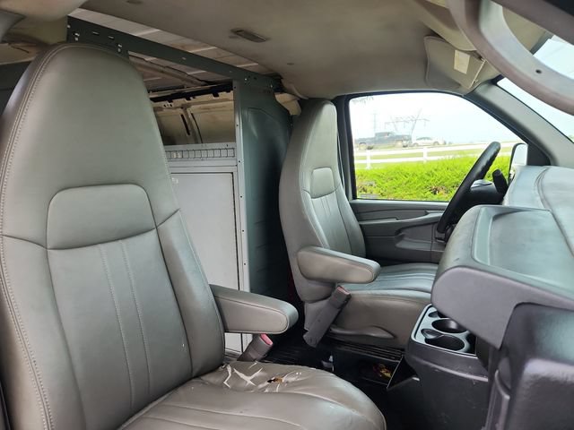 Used 2013 Chevrolet Express 3500 Extended RWD image 22