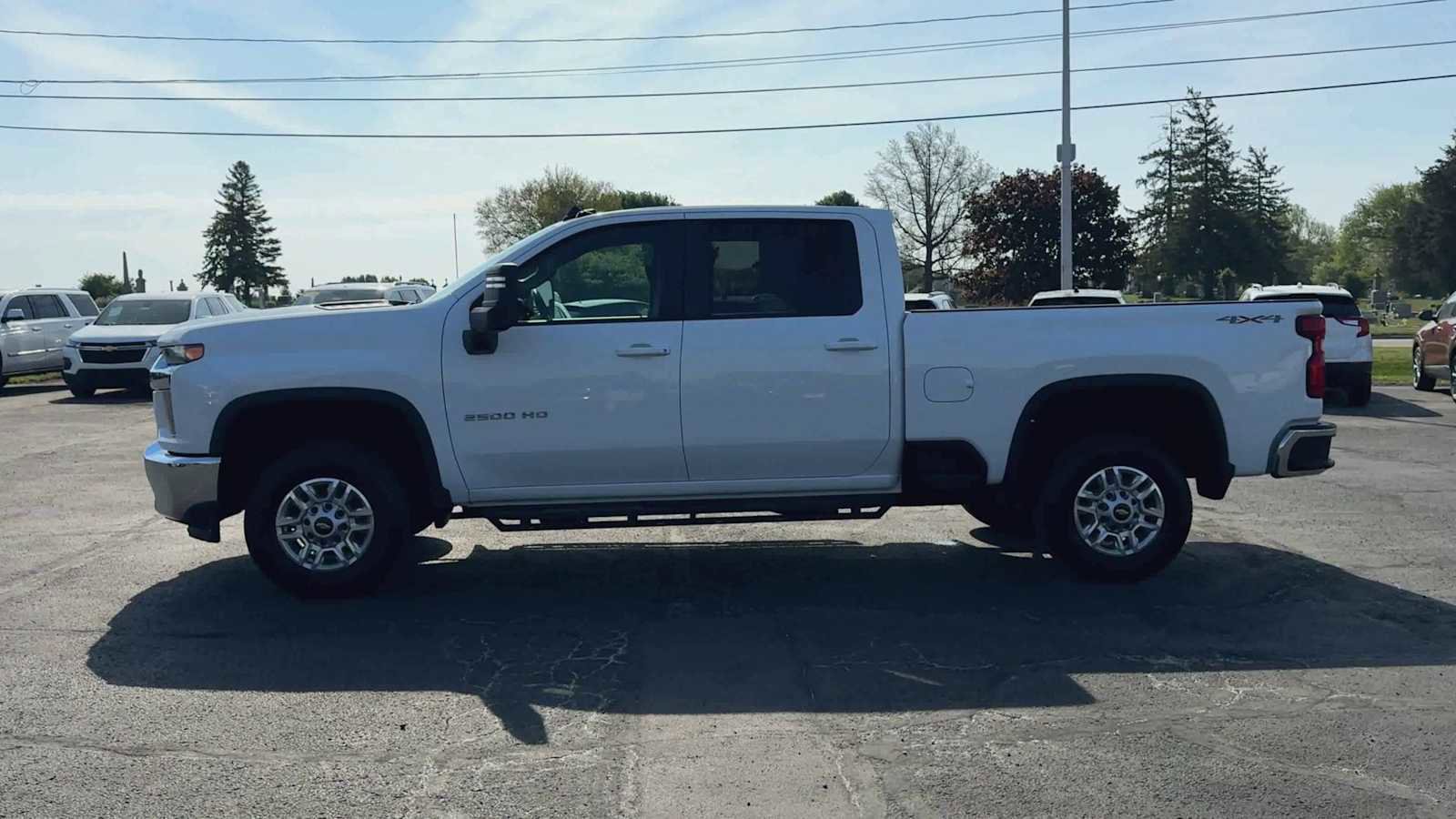 Certified 2022 Chevrolet Silverado 2500 LT w/ Convenience Package AWD/4WD image 5