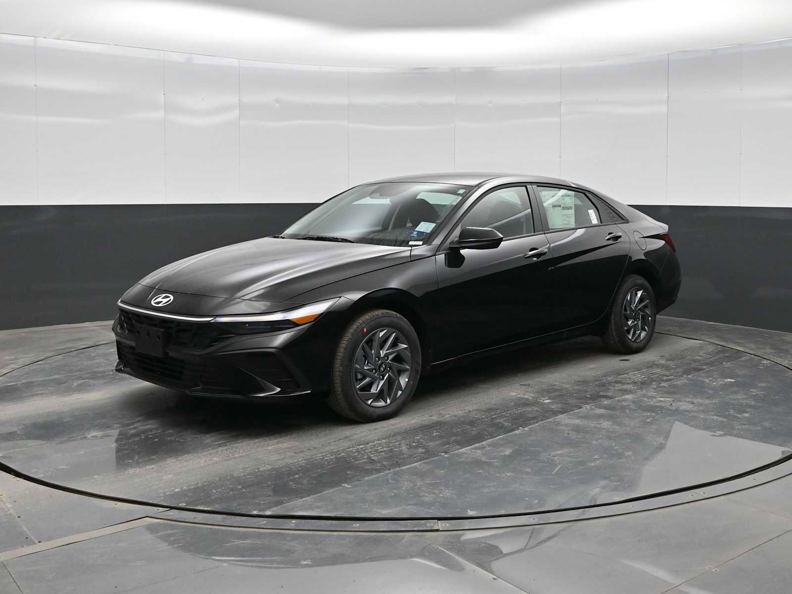 New 2026 Hyundai Elantra Blue image 1