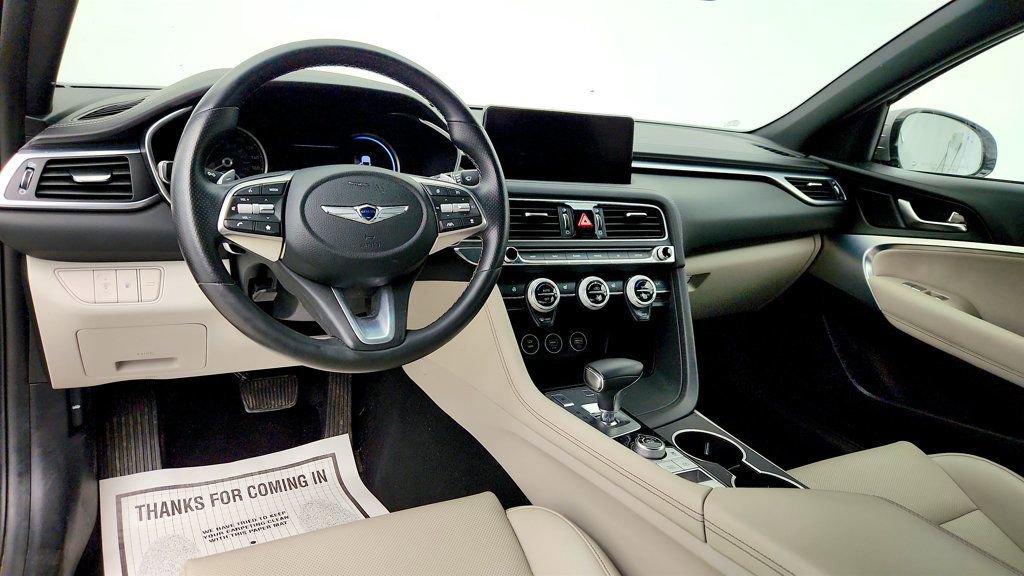 Used 2023 Genesis G70 2.0T AWD/4WD image 11