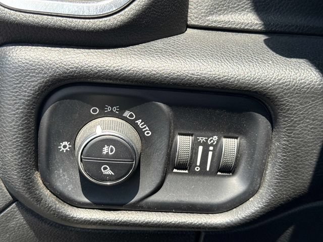 Used 2025 RAM 1500 Big Horn AWD/4WD image 25