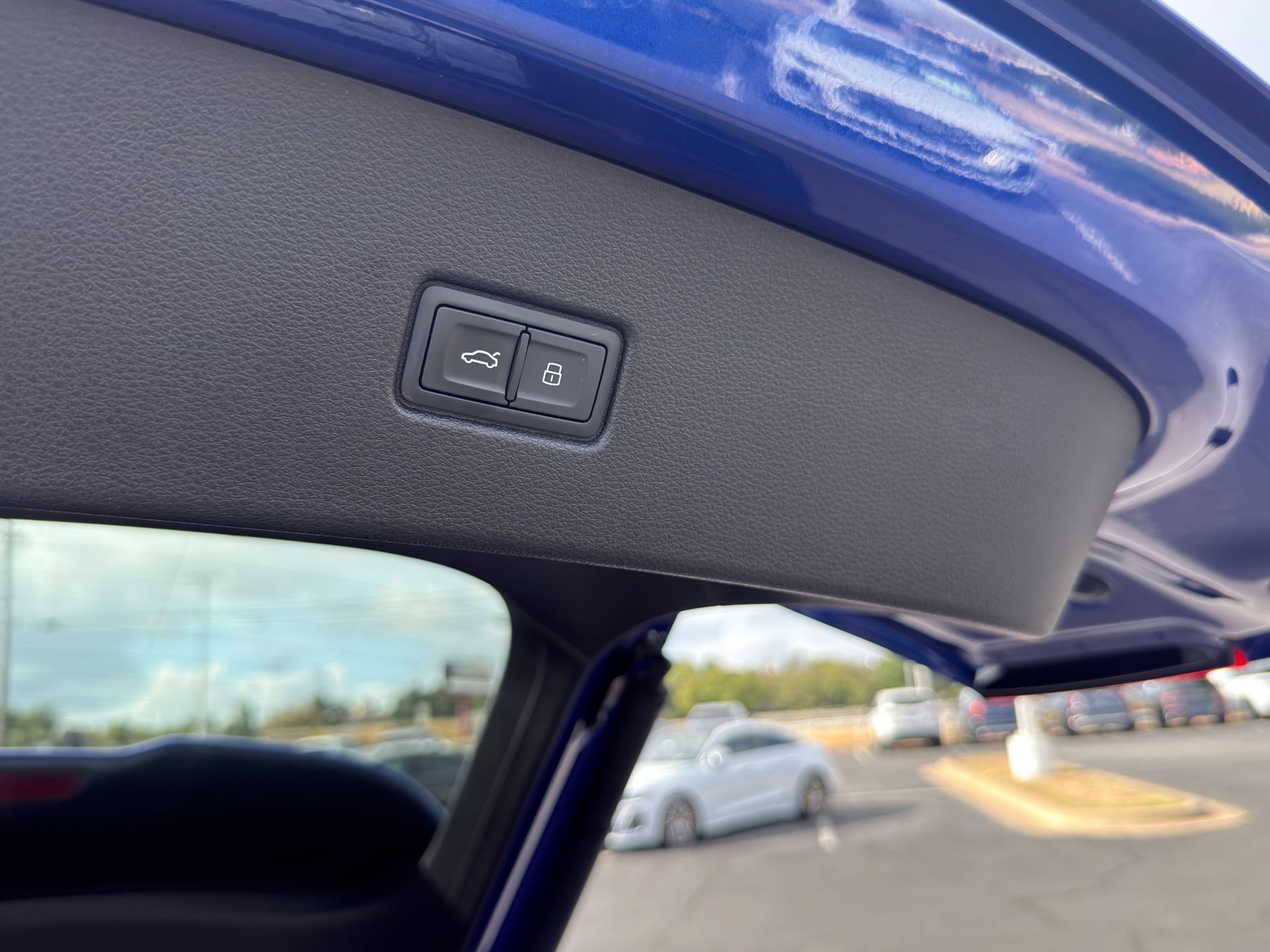 Used 2021 Audi SQ5 Premium Plus w/ Premium Plus Package AWD/4WD image 11