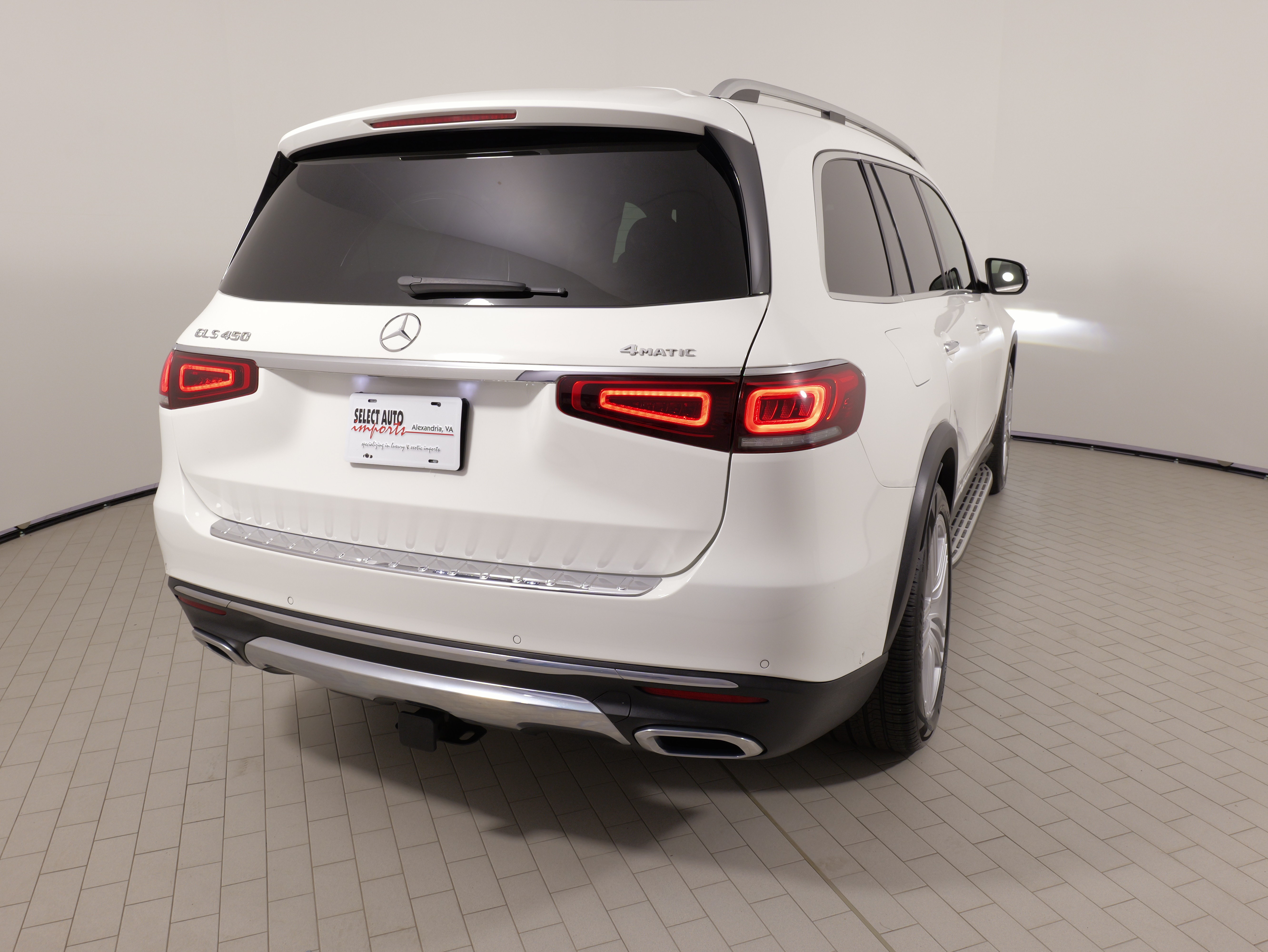 Used 2022 Mercedes-Benz GLS 450 4MATIC image 15