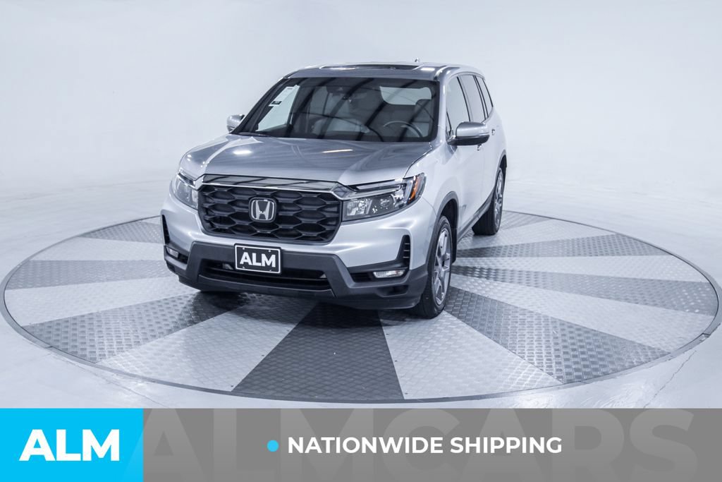 Used 2023 Honda Passport EX-L image 2