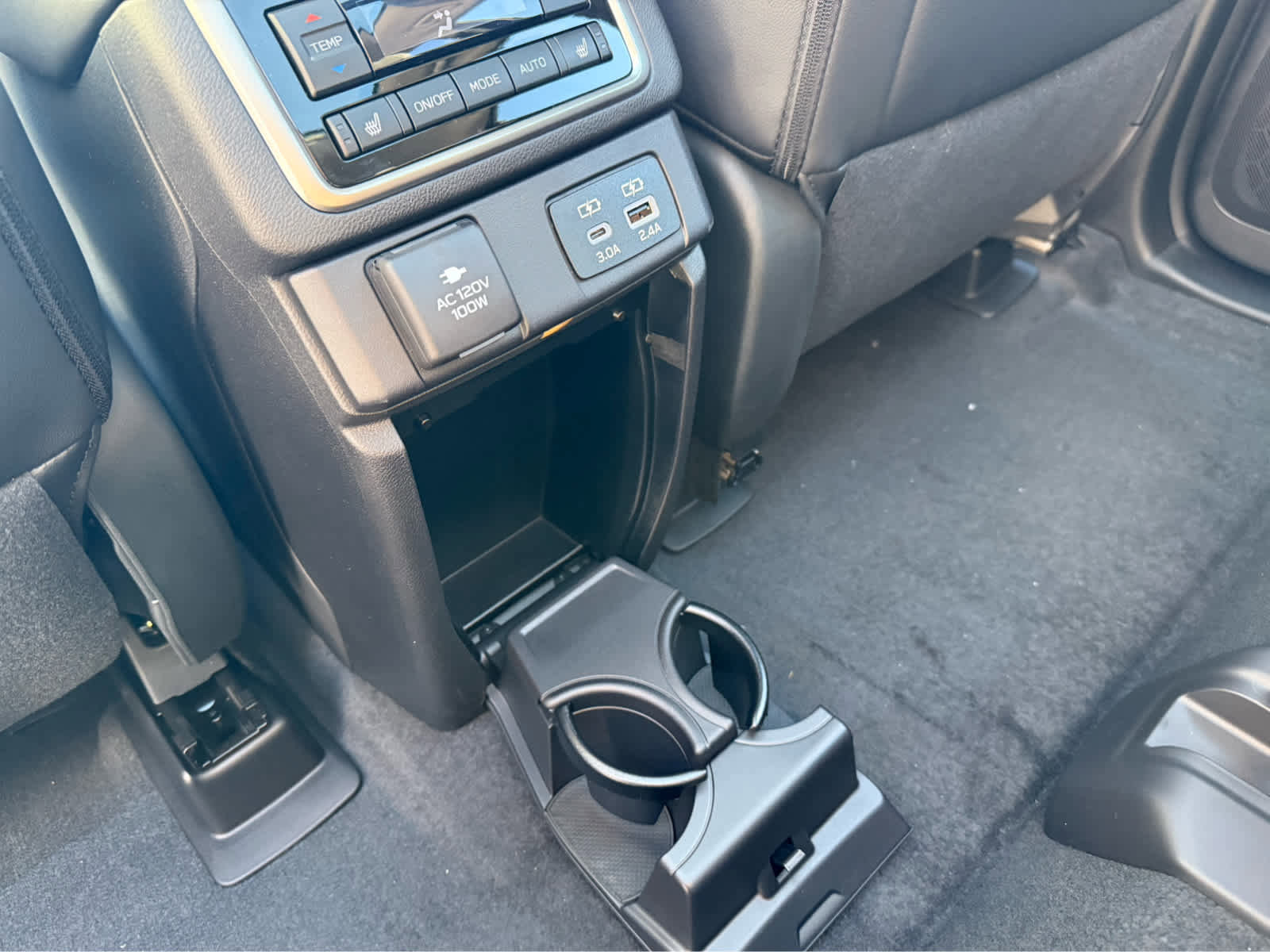 New 2025 Subaru Ascent Bronze Edition w/ Onyx Package image 23