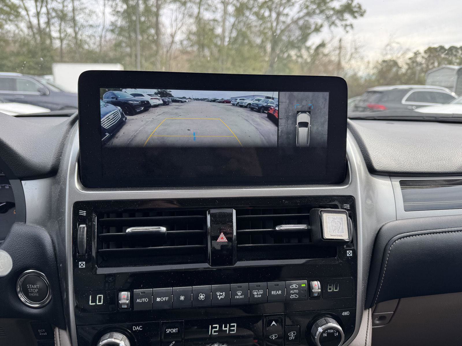 Used 2023 Lexus GX 460 Luxury image 12