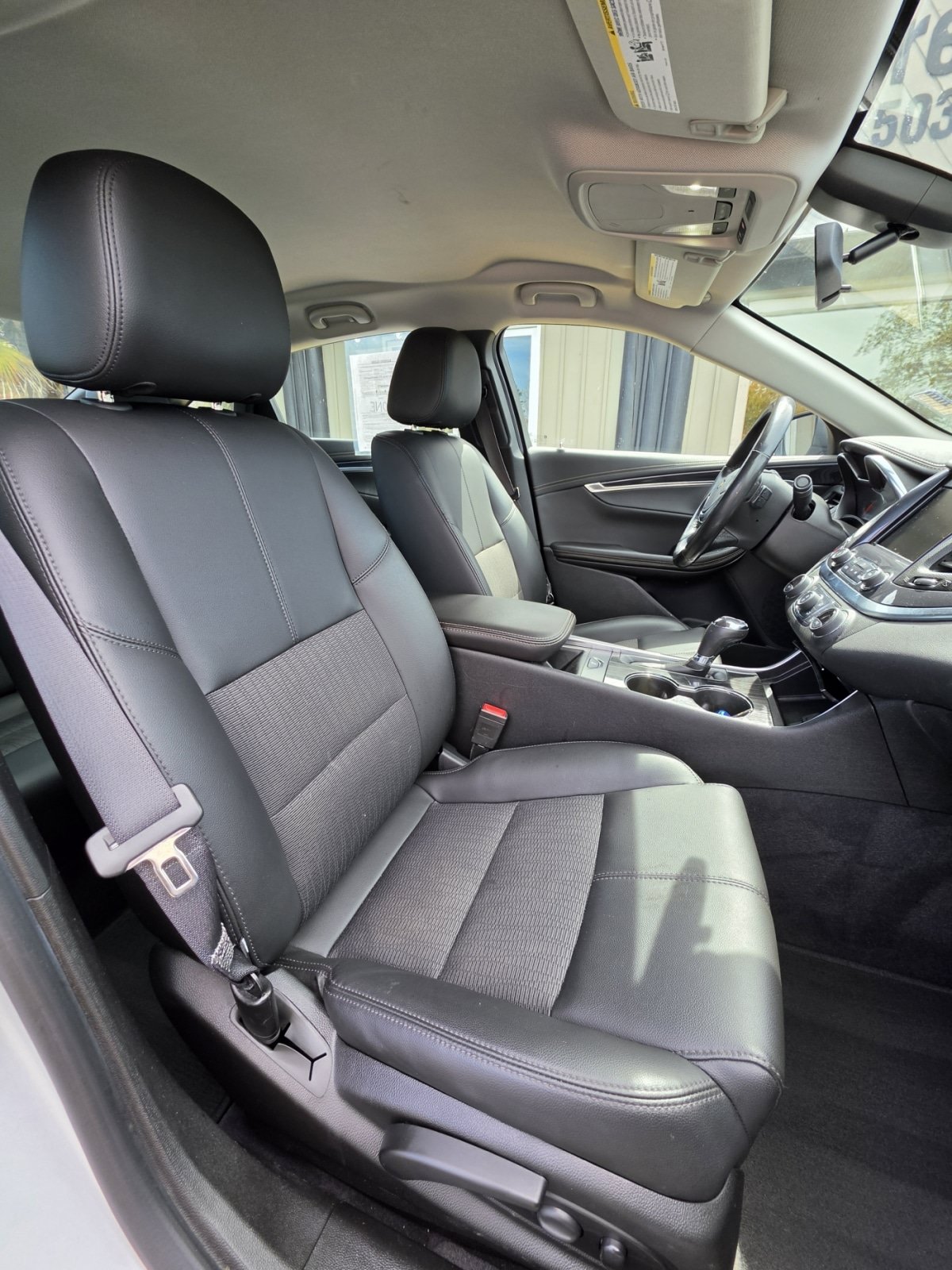 Used 2018 Chevrolet Impala LT FWD image 11