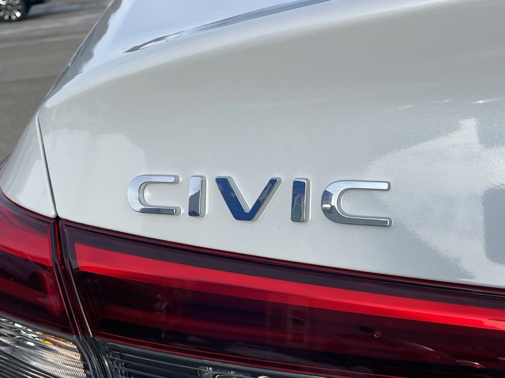 Used 2023 Honda Civic Sport image 16