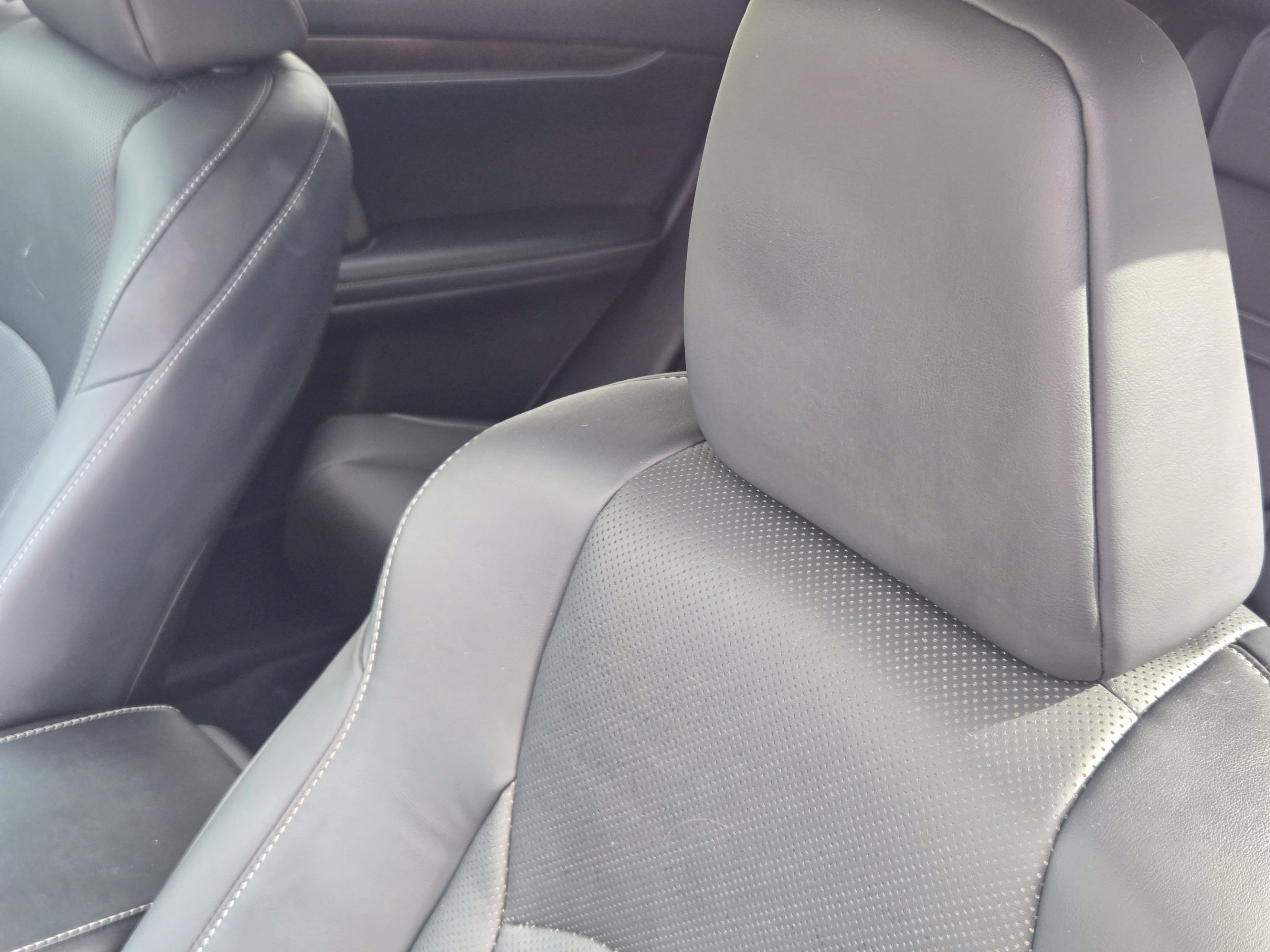 Used 2022 Lexus RX 450h AWD w/ Premium Package image 23