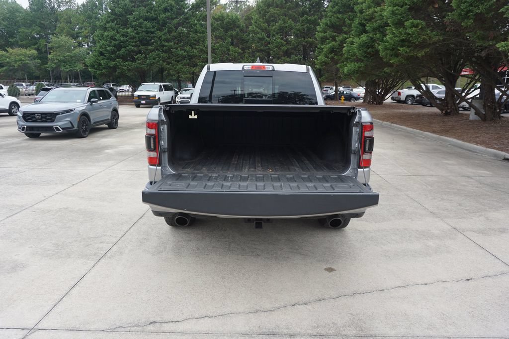 Used 2022 RAM 1500 Laramie AWD/4WD image 17