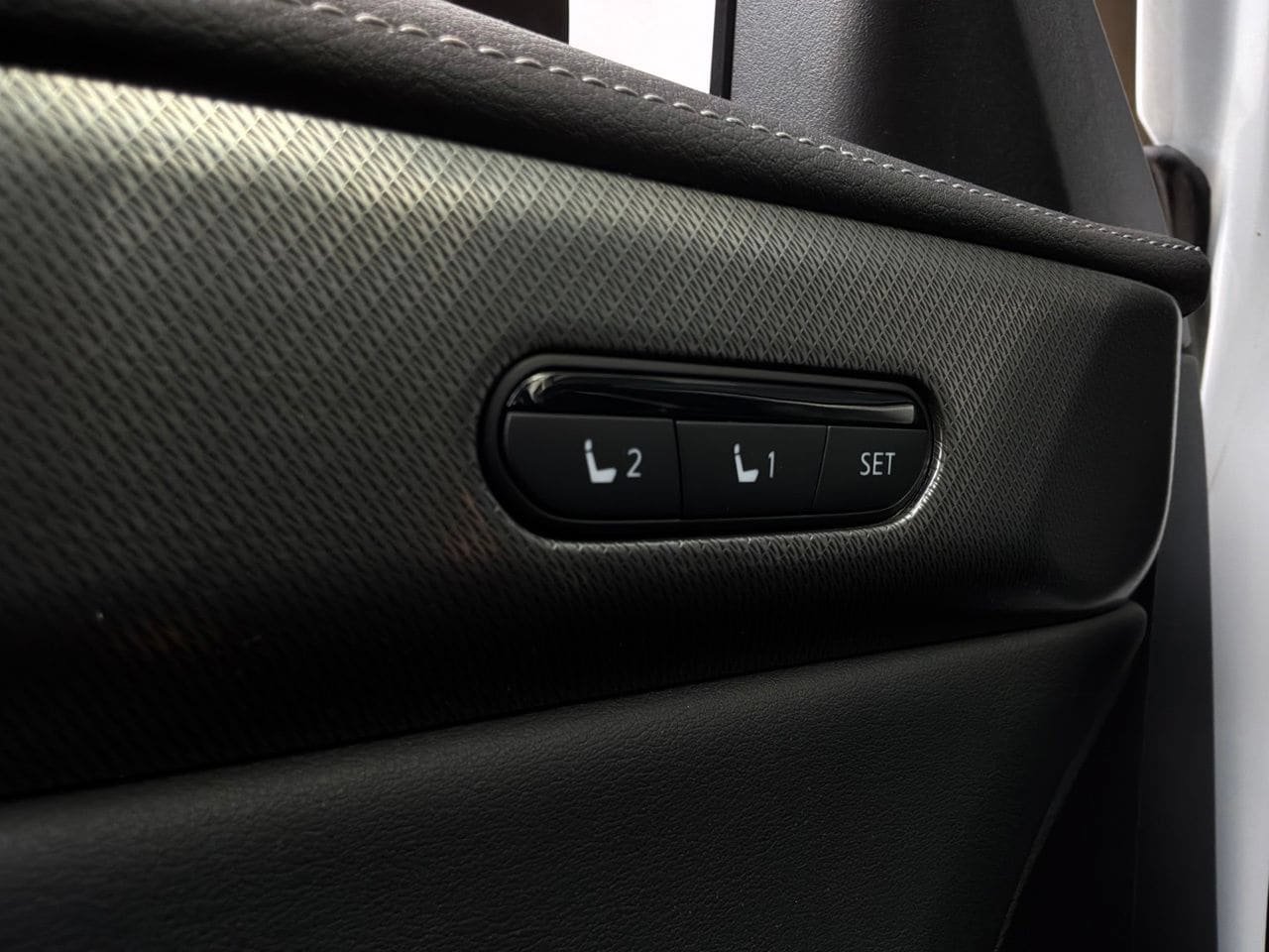 Used 2026 INFINITI QX60 Luxe FWD image 25